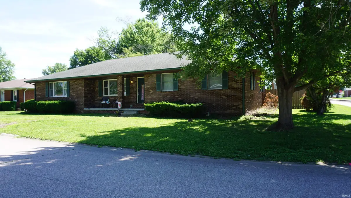 506 S Center Street, Fort Branch, IN 47648 - #1