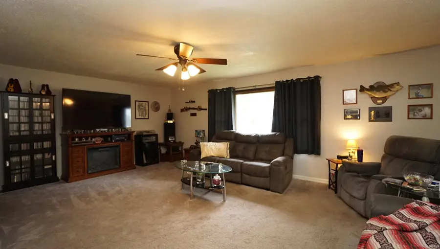 506 S Center Street, Fort Branch, IN 47648 - #3