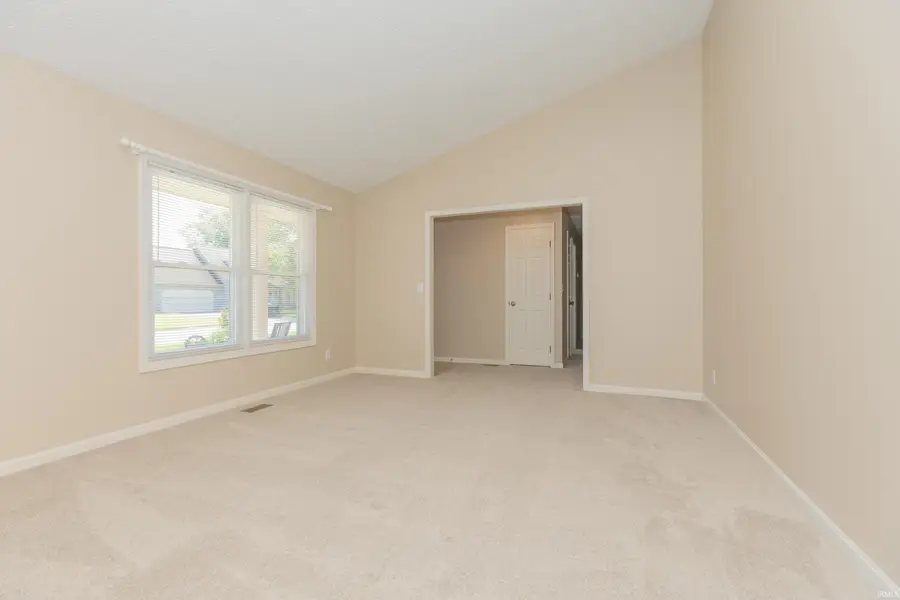 6940 Northfield Drive, Evansville, IN 47711 - #2