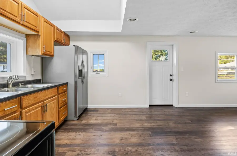 400 E South Street, Linden, IN 47955 - #3