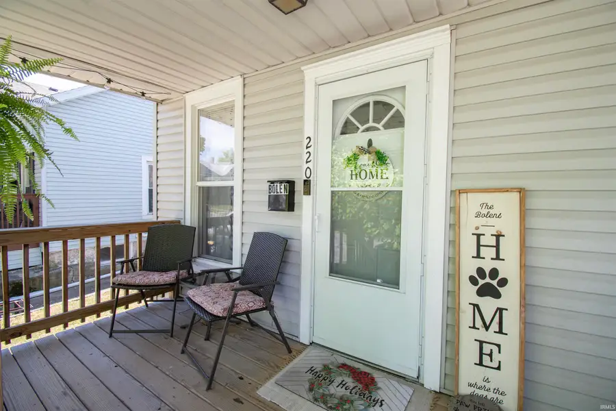 220 S Oak Street, Kendallville, IN 46755 - #2