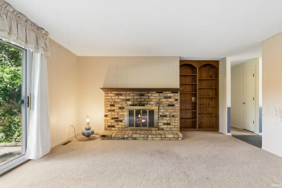 9101 Dawnsford Drive, Fort Wayne, IN 46804 - #3