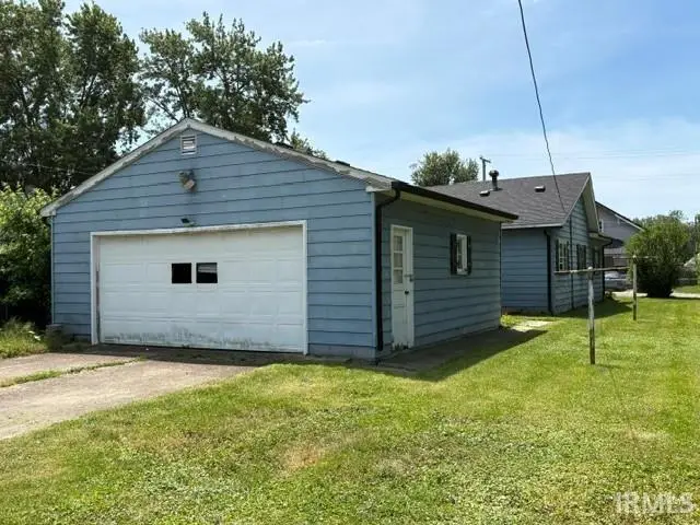 807 E 29th Street, Marion, IN 46953 - #3