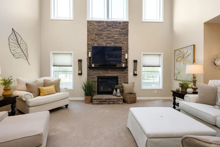 2047 W Blackberry Trail, Warsaw, IN 46580 - #2