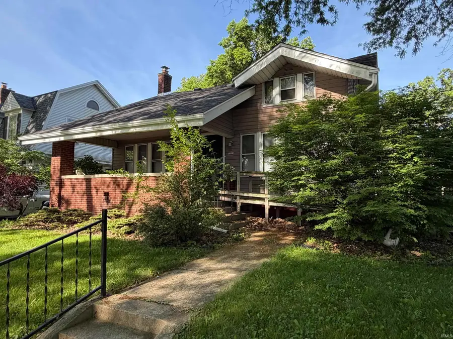 2213 N Anthony Boulevard, Fort Wayne, IN 46805 - #2