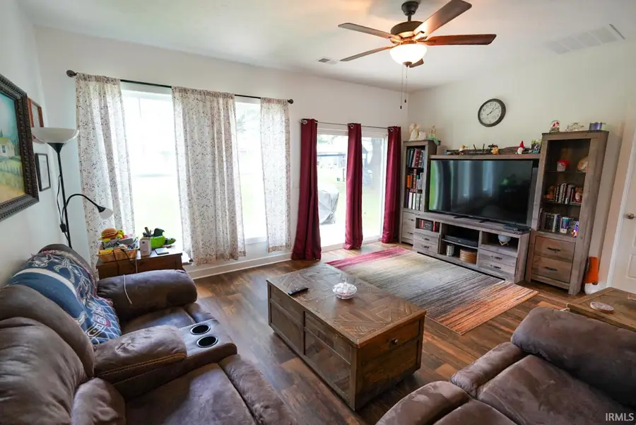 106 W Raider Court, Huntingburg, IN 47542 - #3