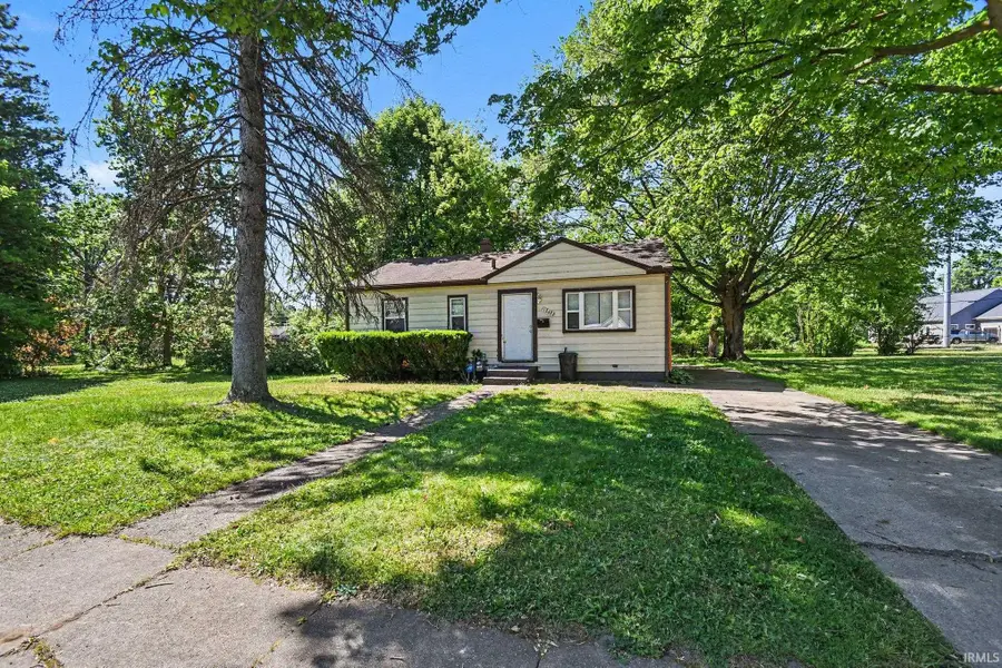 1242 Howard Street, South Bend, IN 46617 - #2
