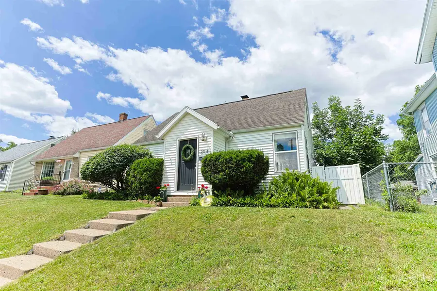 2101 S Dorothy Street, South Bend, IN 46613 - #2