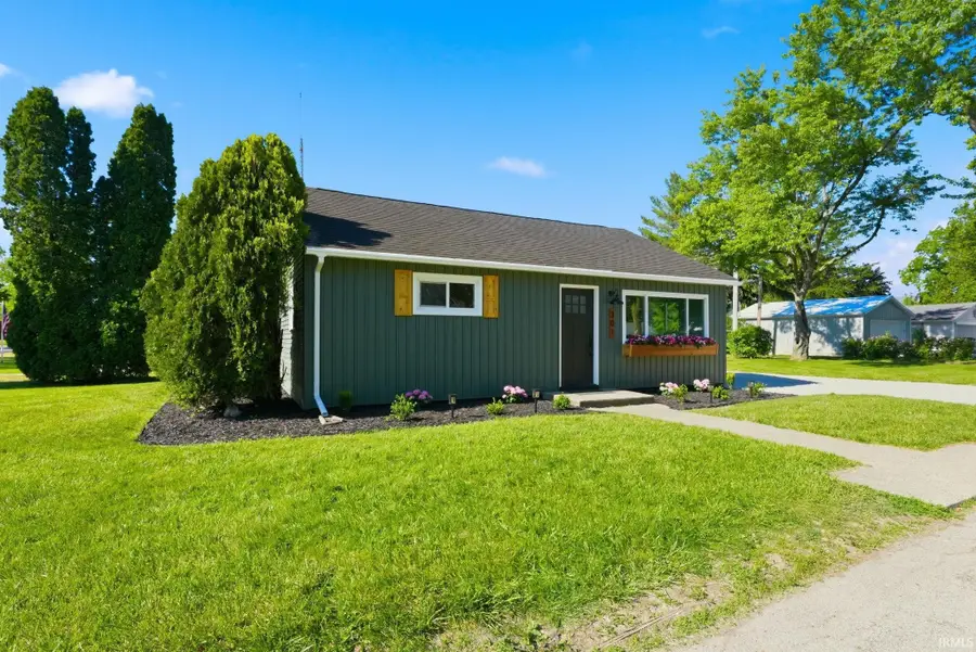 301 W 4th Avenue, Garrett, IN 46738 - #3