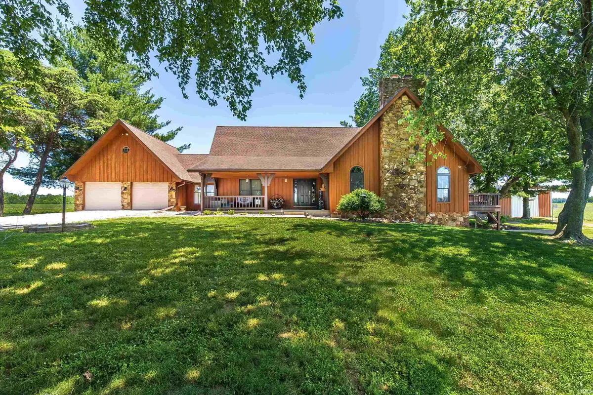 5687 S County Rd 450 W, Carlisle, IN 47838 - #1