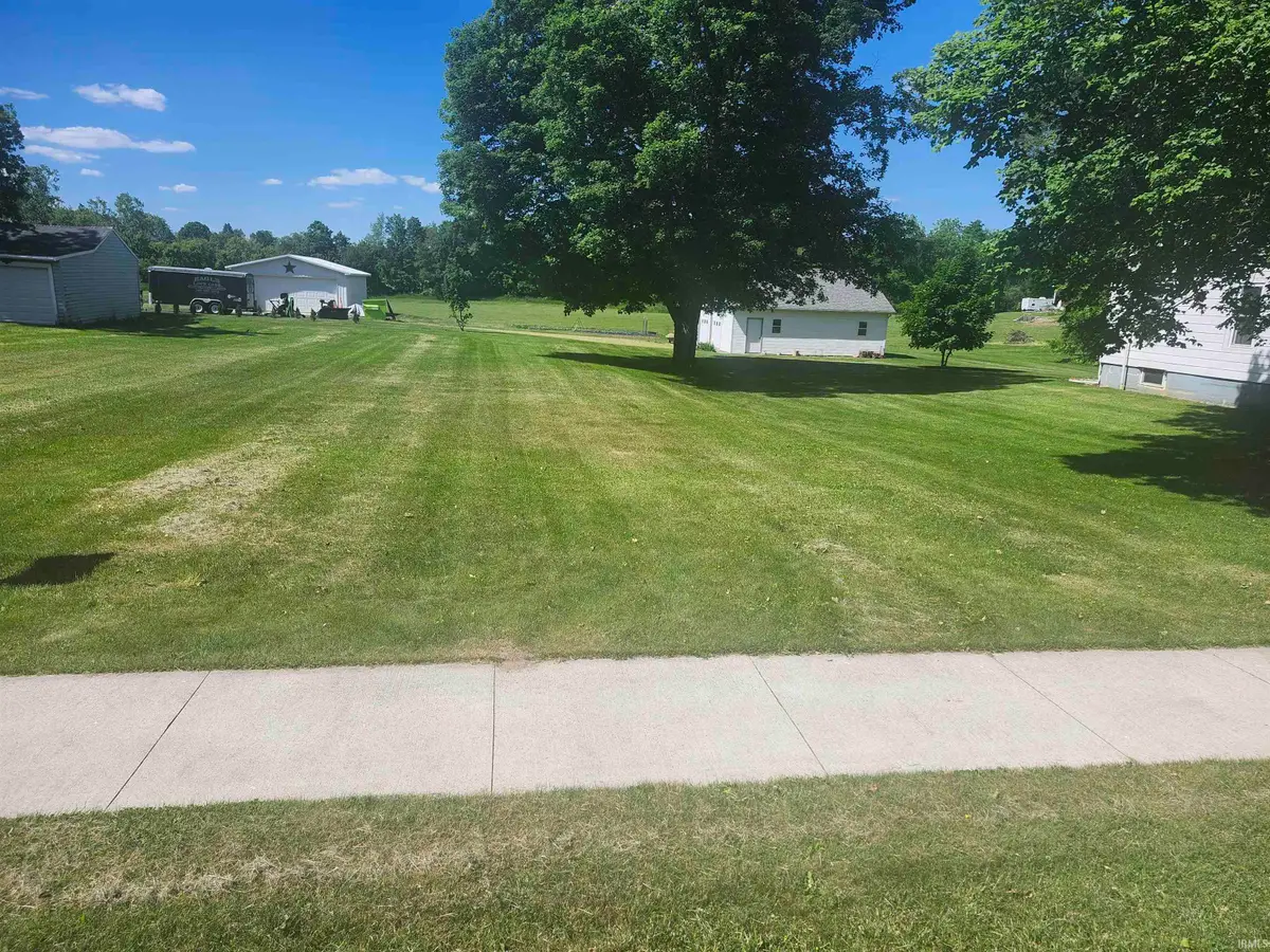 205 E North Street, Fremont, IN 46737 - #1
