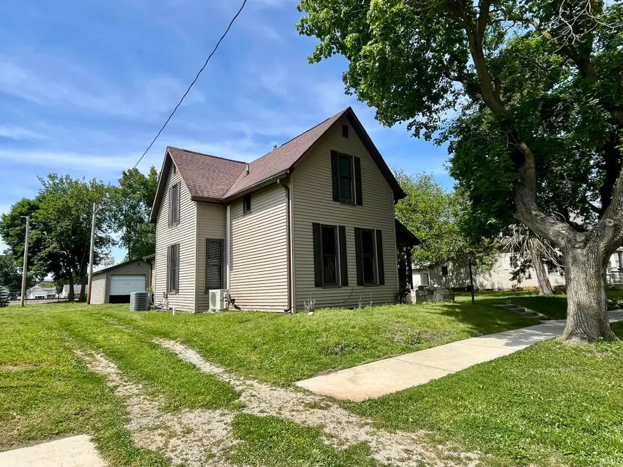 262 W 8th Street, Peru, IN 46970 - #3