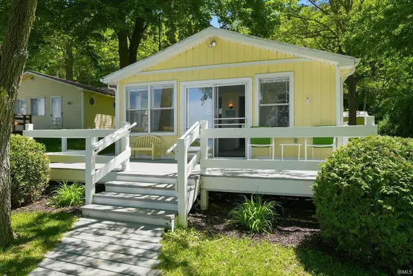 7440 S 080 E Road, Wolcottville, IN 46795