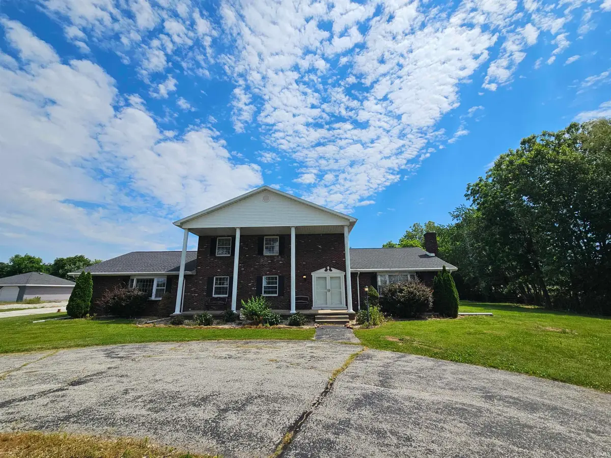 148 S Hickory Corner Road, Vincennes, IN 47591 - #1