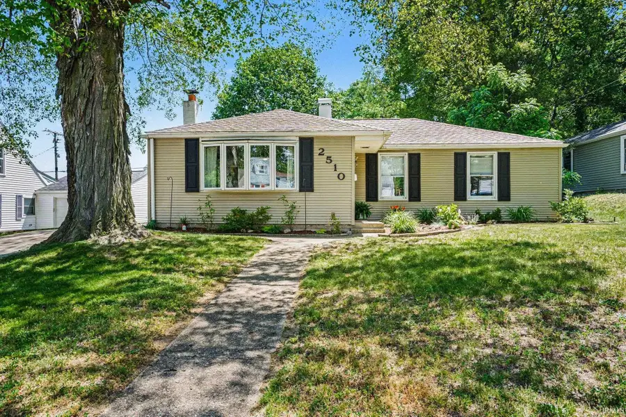 2510 Woodmont Drive, South Bend, IN 46614 - #3