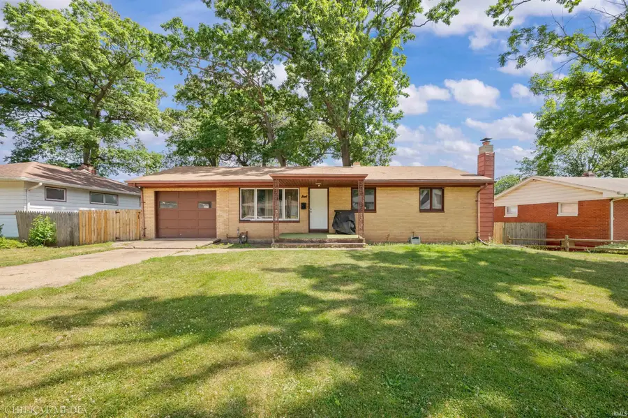 3718 Surrey Lane, South Bend, IN 46628 - #3