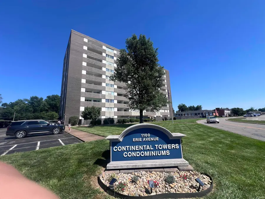 1100 Erie Avenue #411, Evansville, IN 47715 - #2