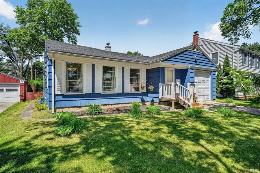109 N Hawthorne Drive, South Bend, IN 46617 - #2