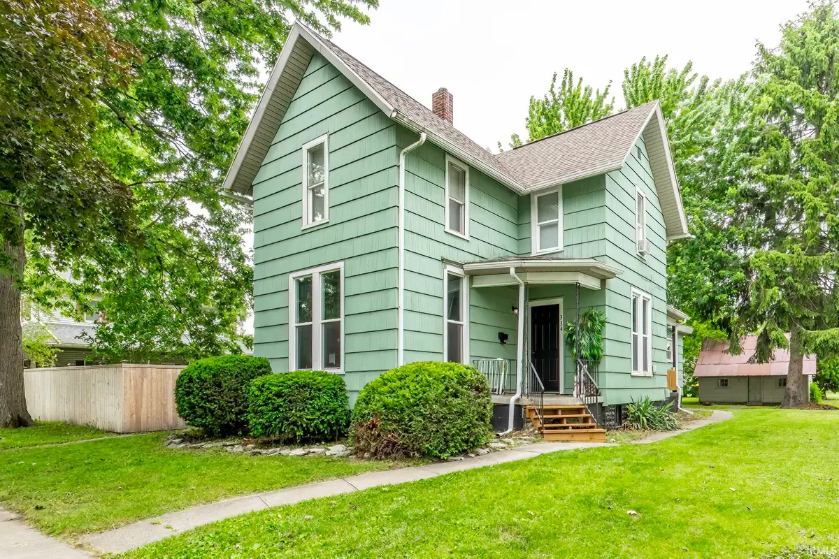 334 W 9th Street, Auburn, IN 46706 - #1