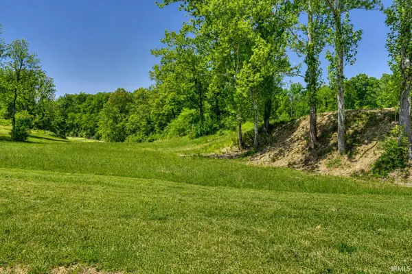 1571 Victoria Woods Drive, Victoria Woods, IN 47601