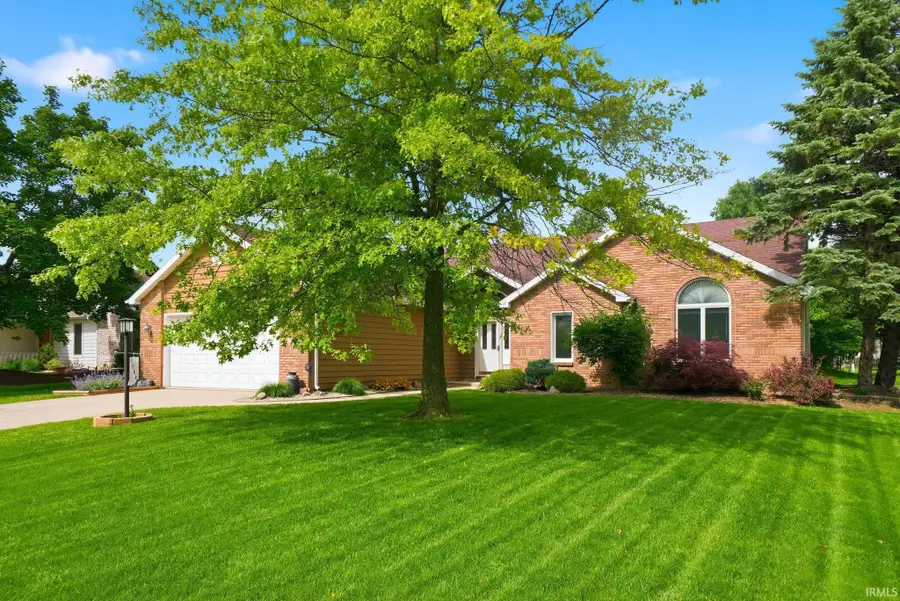 2204 Cedarwood Way, Fort Wayne, IN 46804 - #2