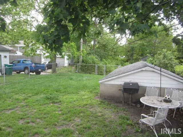 1009 Geyer Avenue, Mishawaka, IN 46544 - #2