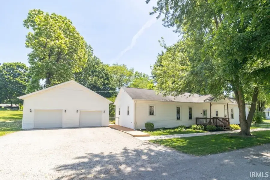 206 W School Street, Mount Summit, IN 47361 - #2