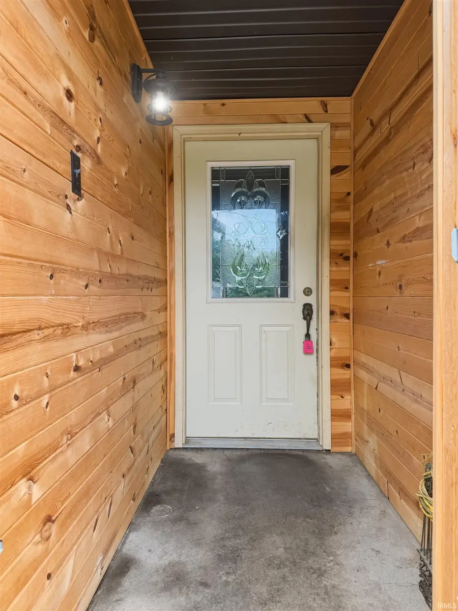 1251 W Jefferson Street, Frankfort, IN 46041 - #3