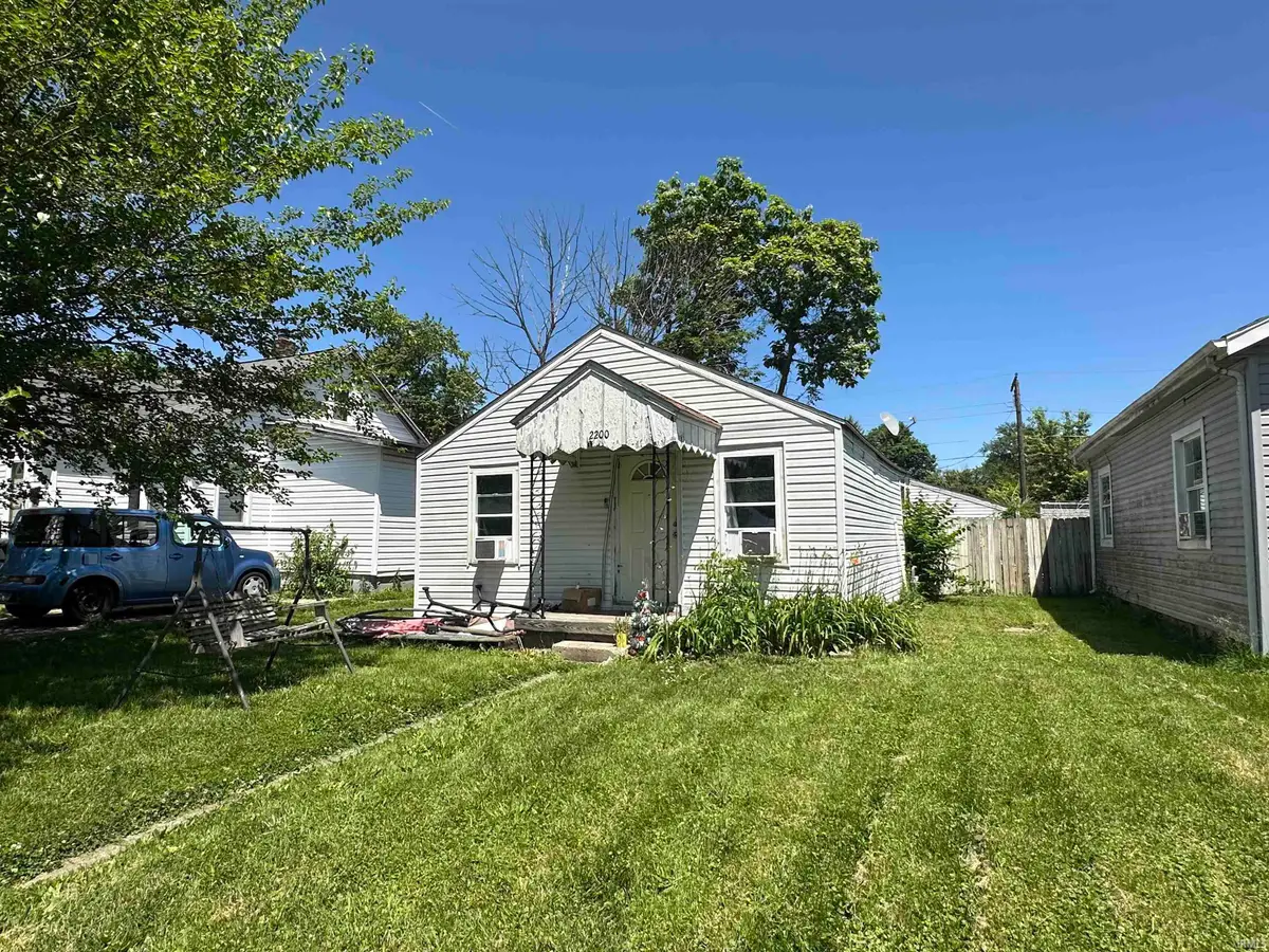 2200 S Biltmore Avenue, Muncie, IN 47302 - #1
