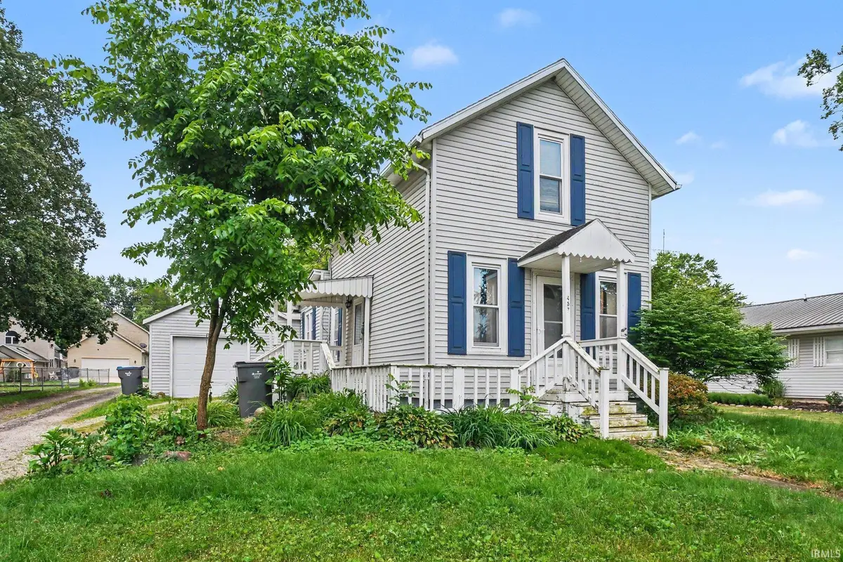 457 E Centennial, Nappanee, IN 46550 - #1
