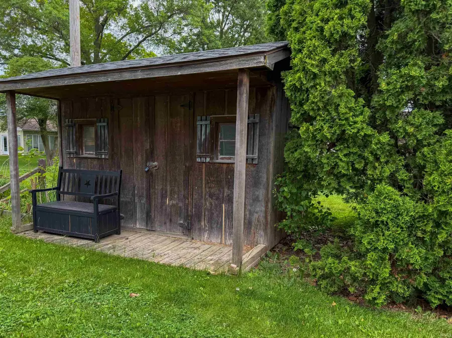 1123 W Main Street, Berne, IN 46711 - #3