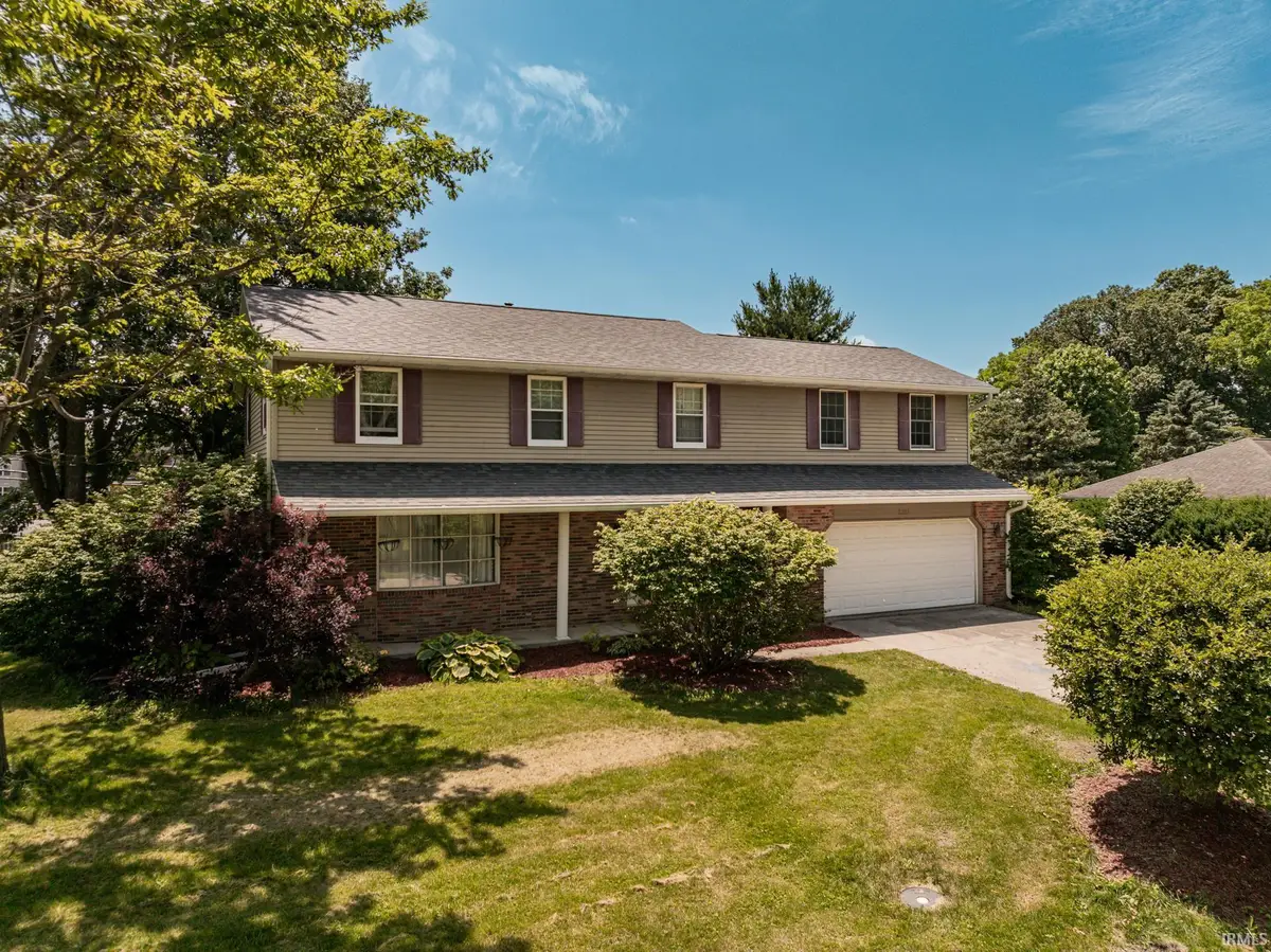 2209 W Woodmont Drive, Muncie, IN 47304 - #1