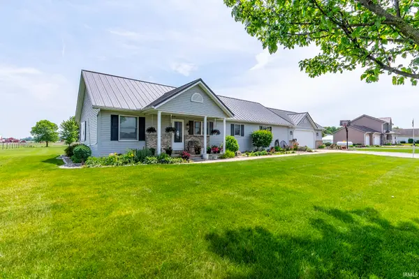 1335 S 700 West, Topeka, IN 46571