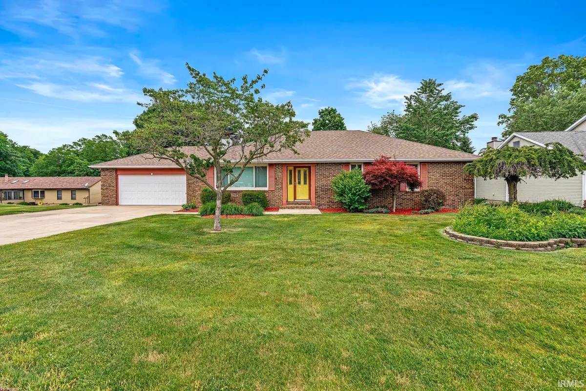 2615 Belknap Lane, Mishawaka, IN 46544 - #1