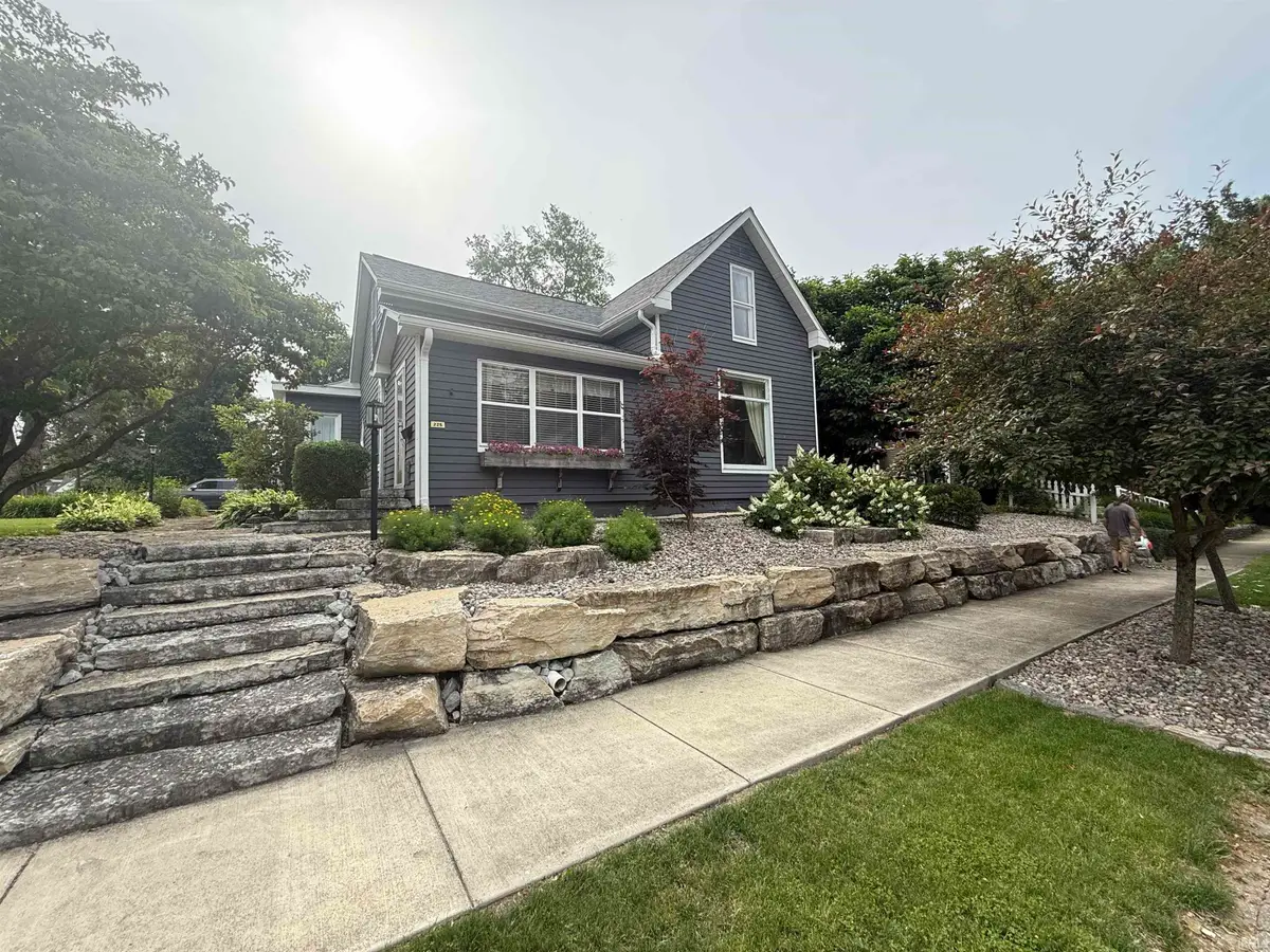 225 S Franklin Street, Knightstown, IN 46148 - #1