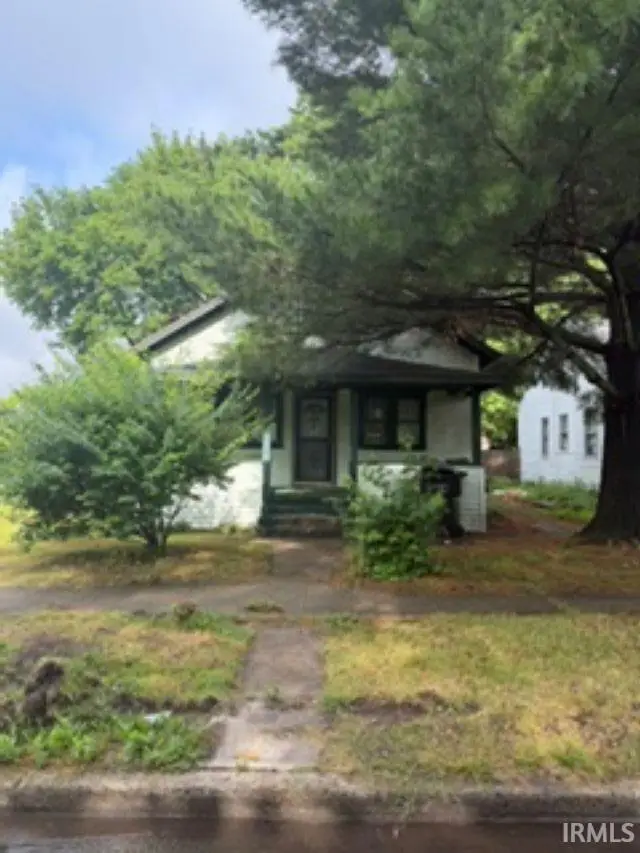 909 Huey Street, South Bend, IN 46628 - #1