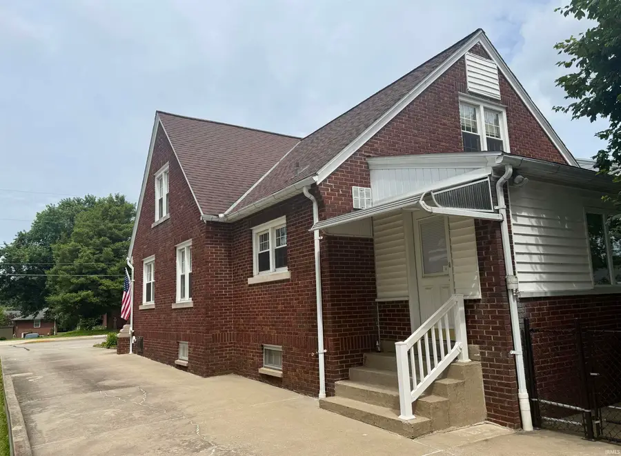1608 Jackson Street, Jasper, IN 47546 - #3