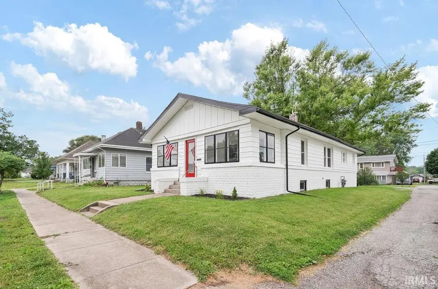 611 S Wabash Avenue, Kokomo, IN 46901 - #2