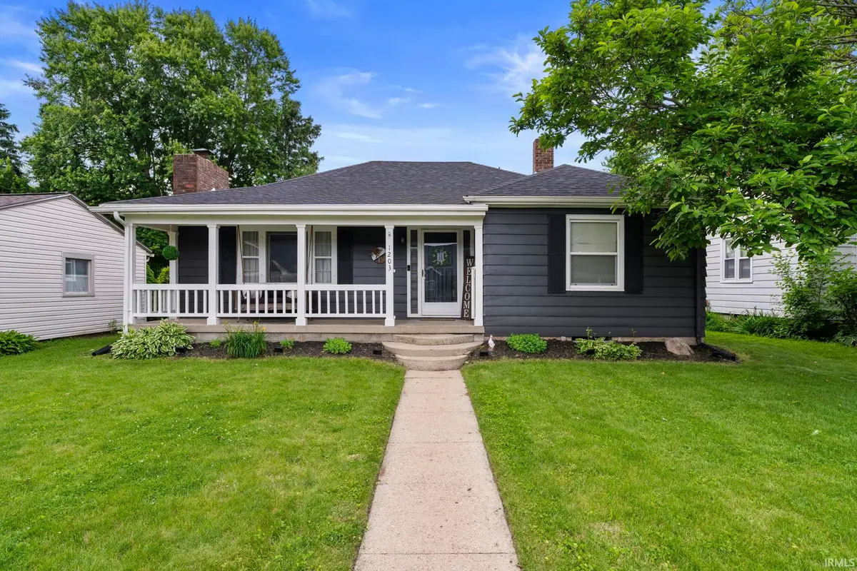 1203 E South Street, Frankfort, IN 46041 - #1
