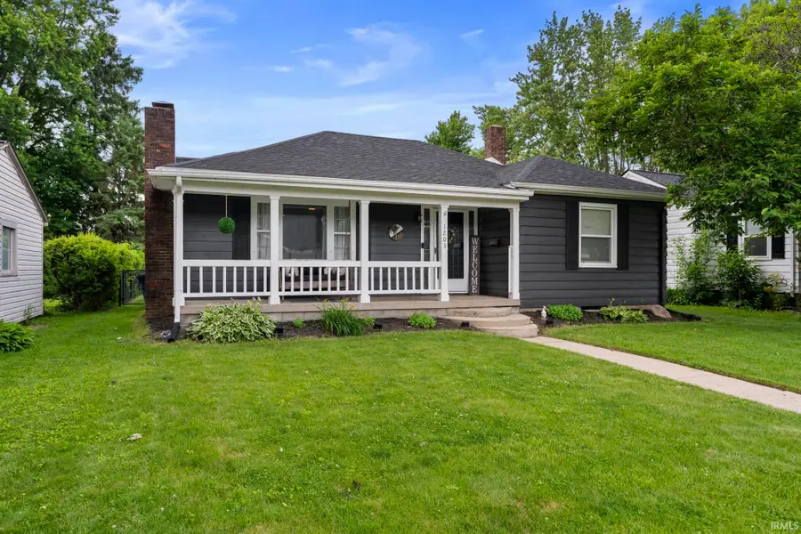 1203 E South Street, Frankfort, IN 46041 - #3