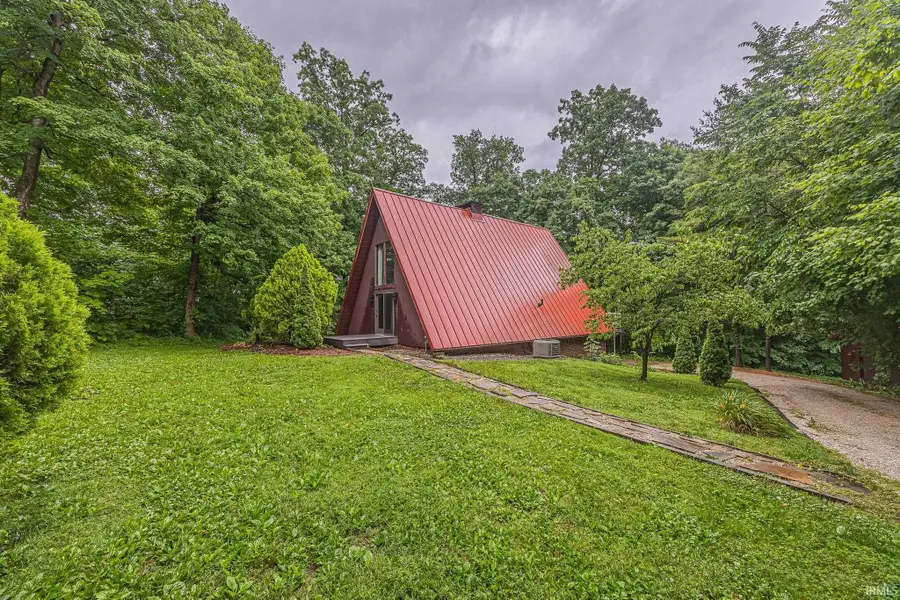 1704 E Maple Drive, Huntingburg, IN 47542 - #3