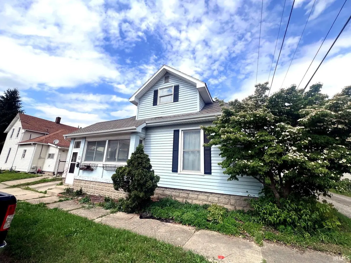 15 N Holman Street, Peru, IN 46970 - #1