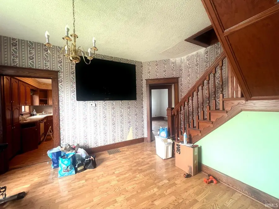 15 N Holman Street, Peru, IN 46970 - #2