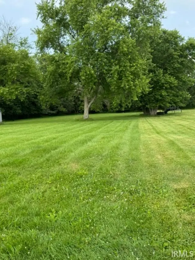 609 NE 11th Street, Linton, IN 47441 - #1