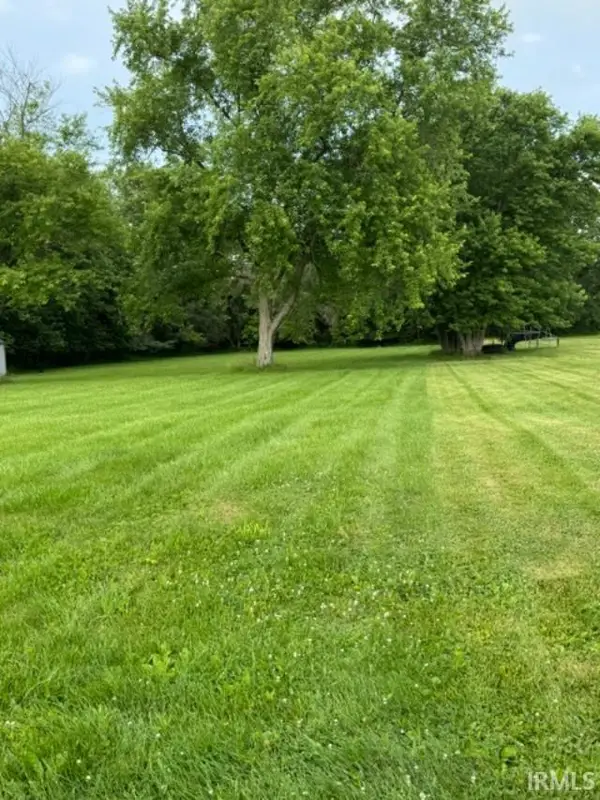 609 NE 11th Street, Linton, IN 47441