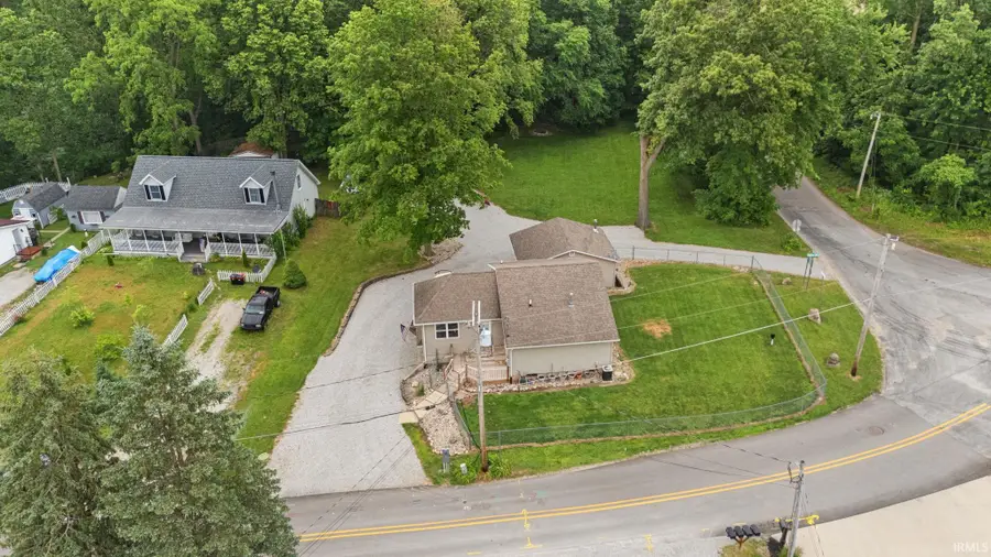 2136 Chapman Lake Drive, Warsaw, IN 46582 - #2