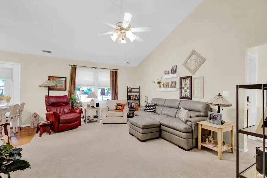 631 Sunflower Circle, Evansville, IN 47712 - #3