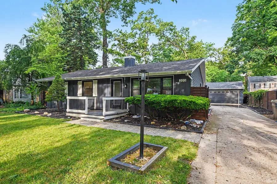 203 Wildemere Drive, South Bend, IN 46615 - #3