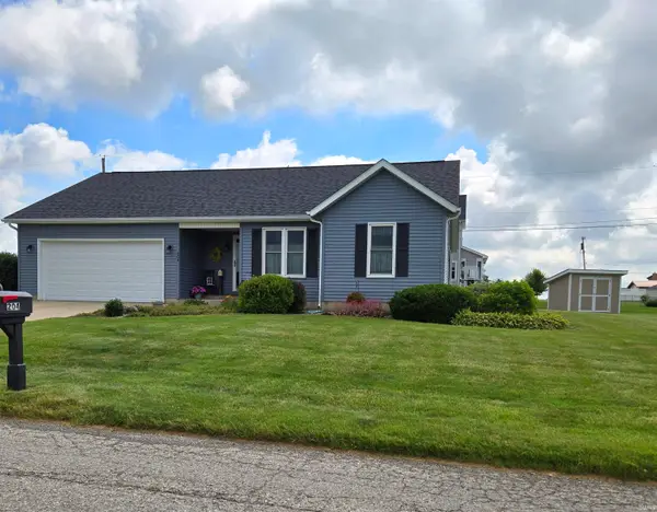 204 Rose Lane, Bourbon, IN 46504