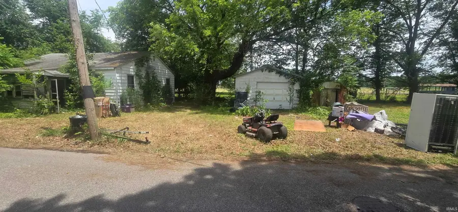 818 East Street, New Harmony, IN 47631 - #2